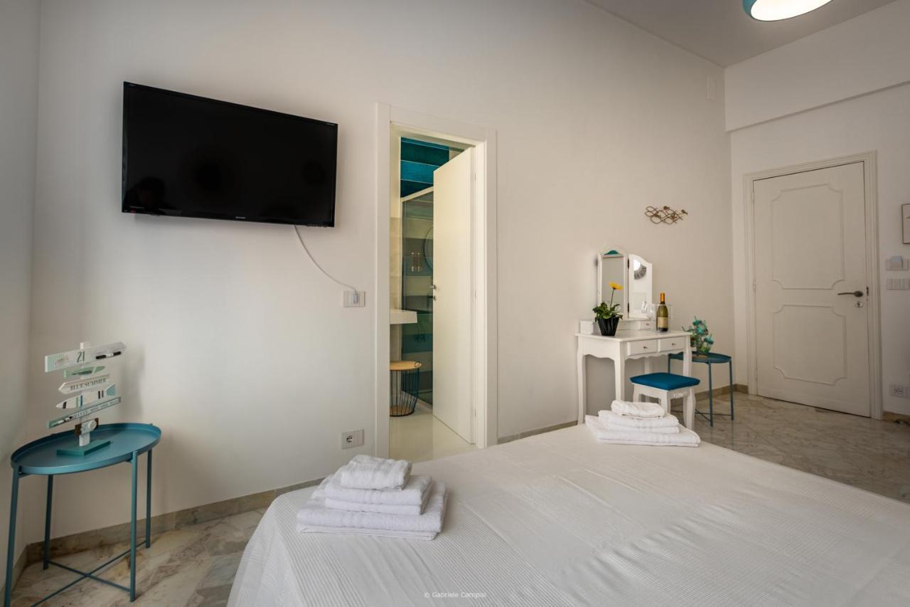 アヴォラ Oniro Bed & Breakfast エクステリア 写真